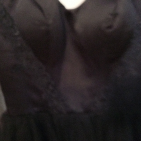 Little black party dress, NWT, size M/L - Picture 4 of 6